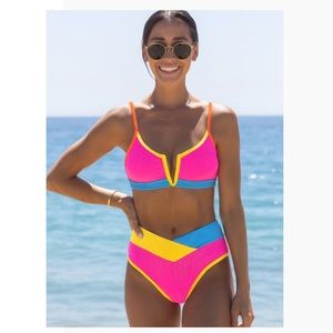 PopVil V-Wire Color Block Pink Bikini Set - NEW WITH TAGS, NEVER WORN